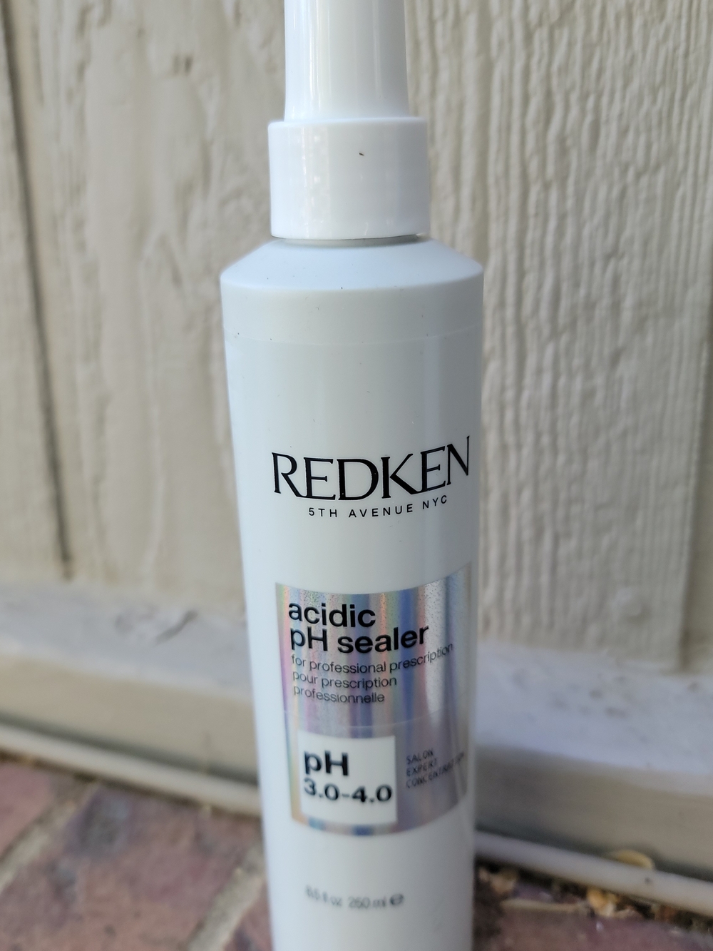 Redken Acidic pH Sealer Spray - New